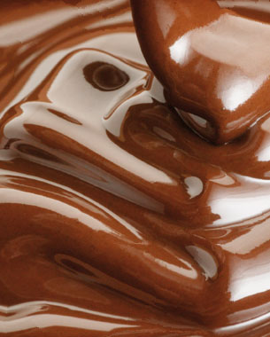 Tot i no produir-se aquí la xocolata esta totalment arrelada a la nostra dieta i a les nostres receptes.
A quantes picades hem posat xocolata!!